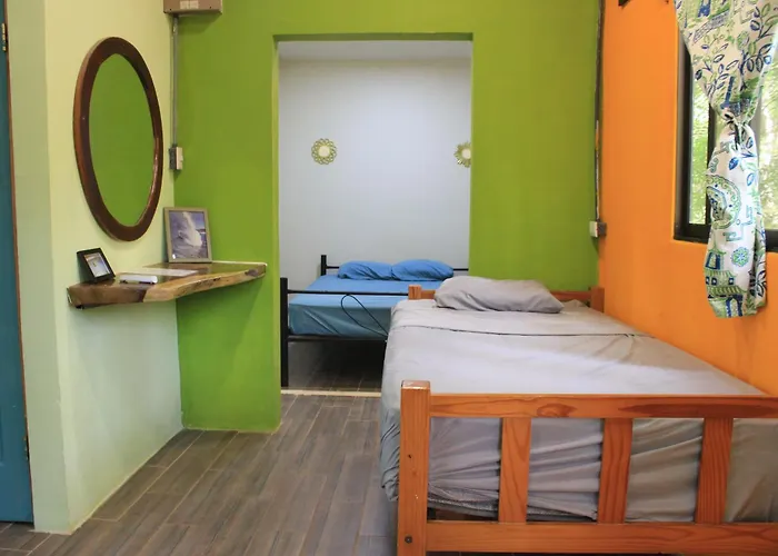 Avellanas Surf Hostel Playa Avellana